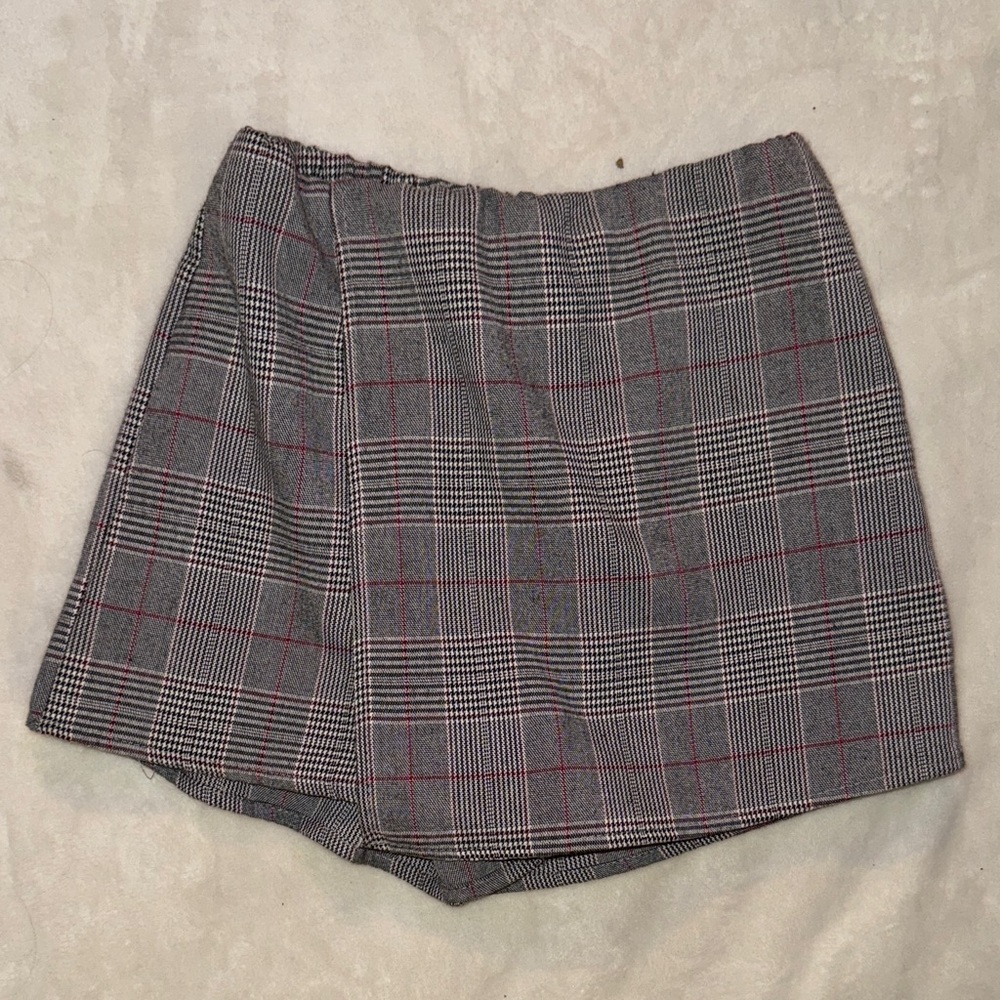 Gray Plaid Houndstooth Skirt with Shorts / Skort